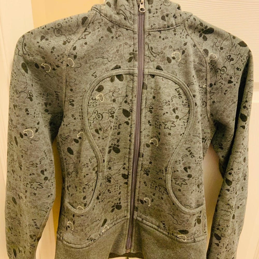 Lululemon hoodies - Picture 5 of 13